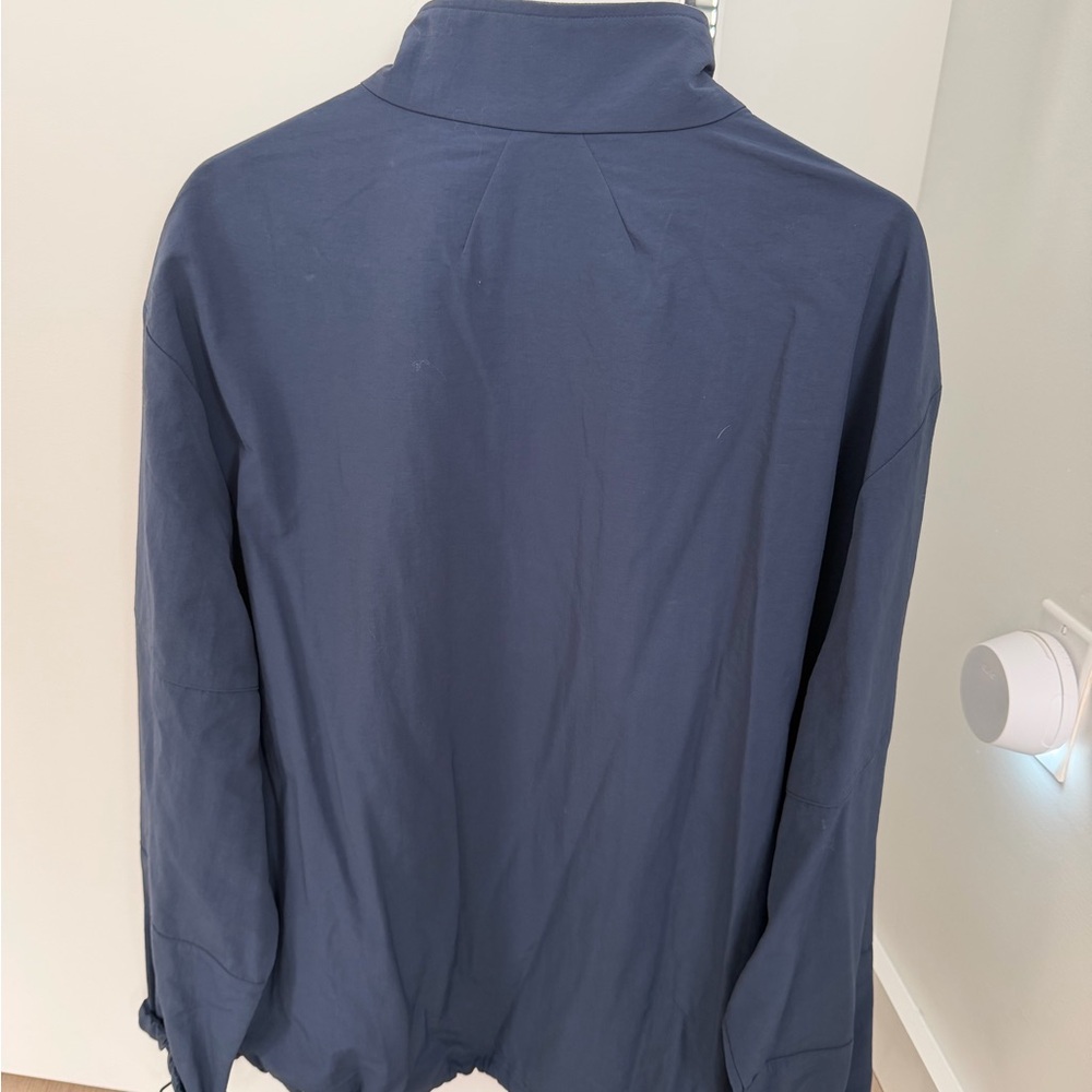ALO Yoga Navy Windbreaker Jacket - Picture 2 of 2
